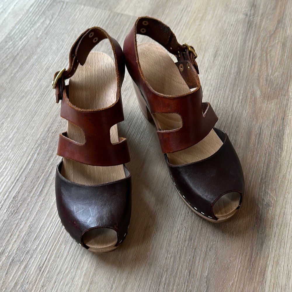 Bean An Ti handmade in Missoula, MT Clogs